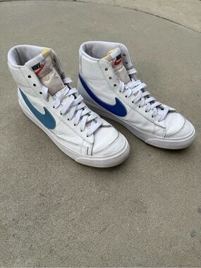 Nike Blazer Mid ‘77 White/Blue Top Lace Up Customized Sneakers D07433-900 Sz 8.5